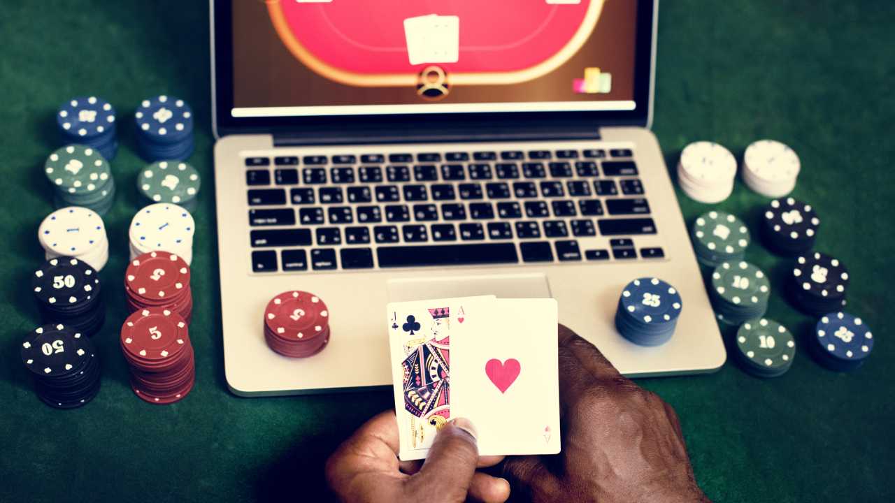6 Gambling Games You Don’t Need Strategy to Win